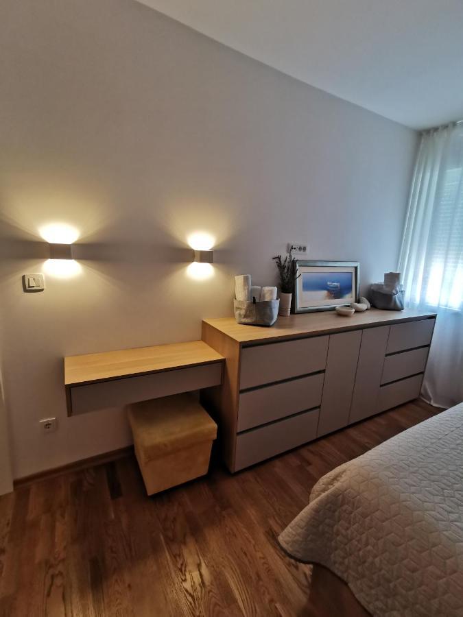 White 5 Apartment สปลิท ภายนอก รูปภาพ